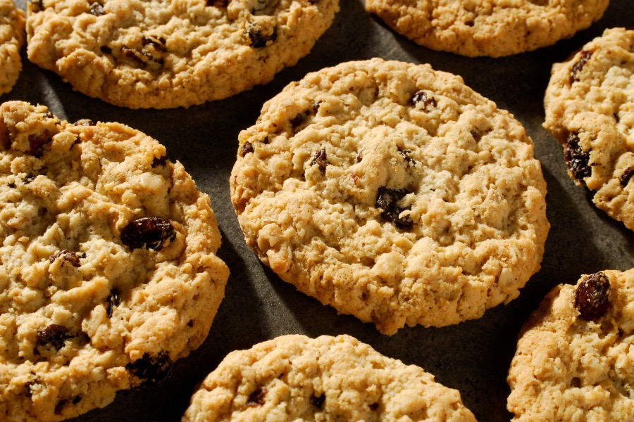 Oatmeal Raisin Cookies